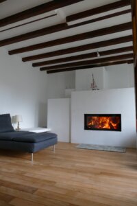 Poêle de Masse Brunner -foyer 1m - enduit blanc